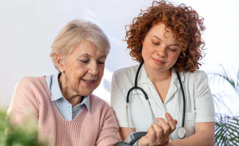 Home Health Care for Seniors: Navigating the Path to Aging Well